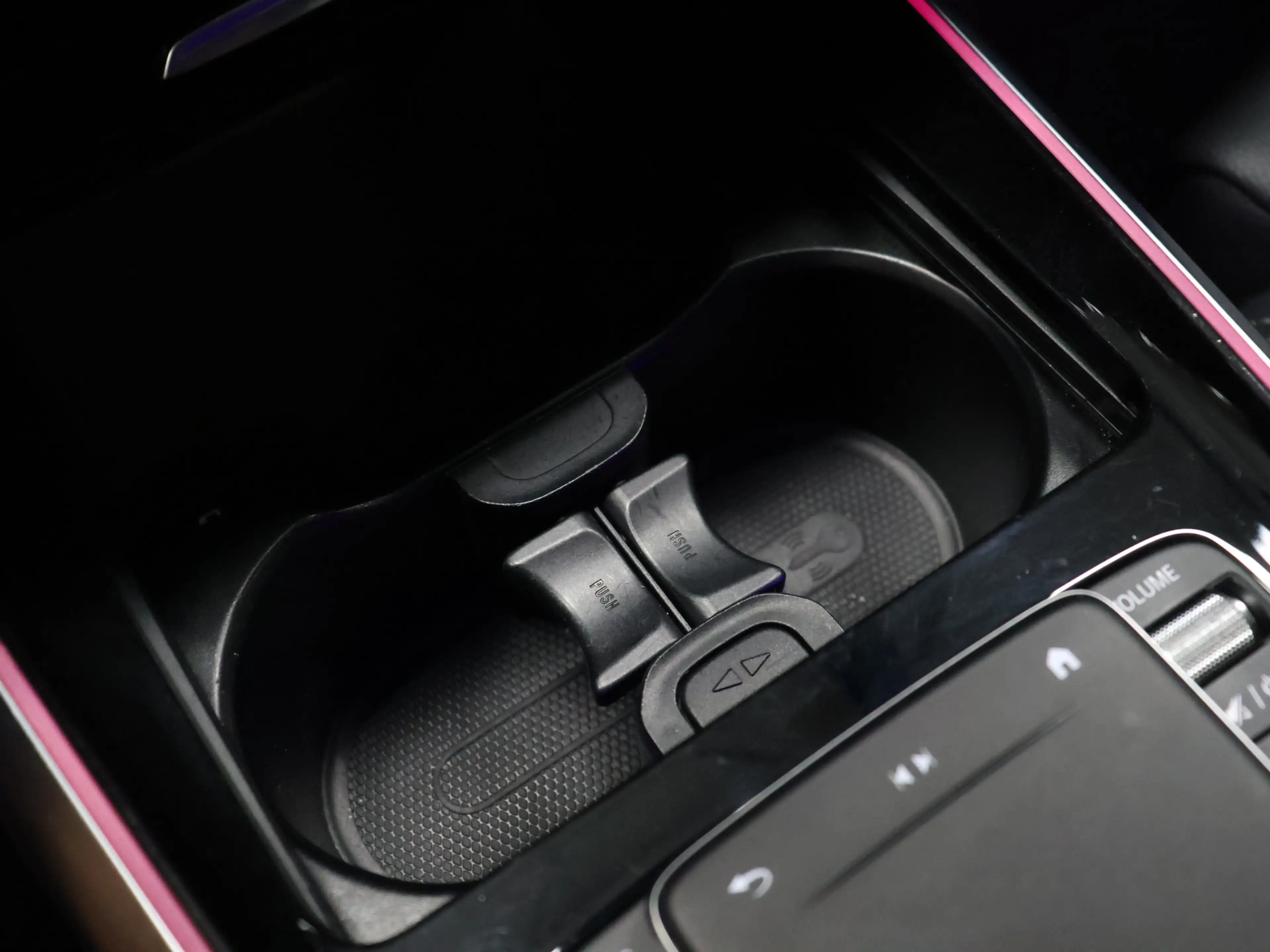 Mercedes-Benz EQA 250 Business Solution Luxury 67 kWh [ADAPTIVE CRUISE, — photo 34