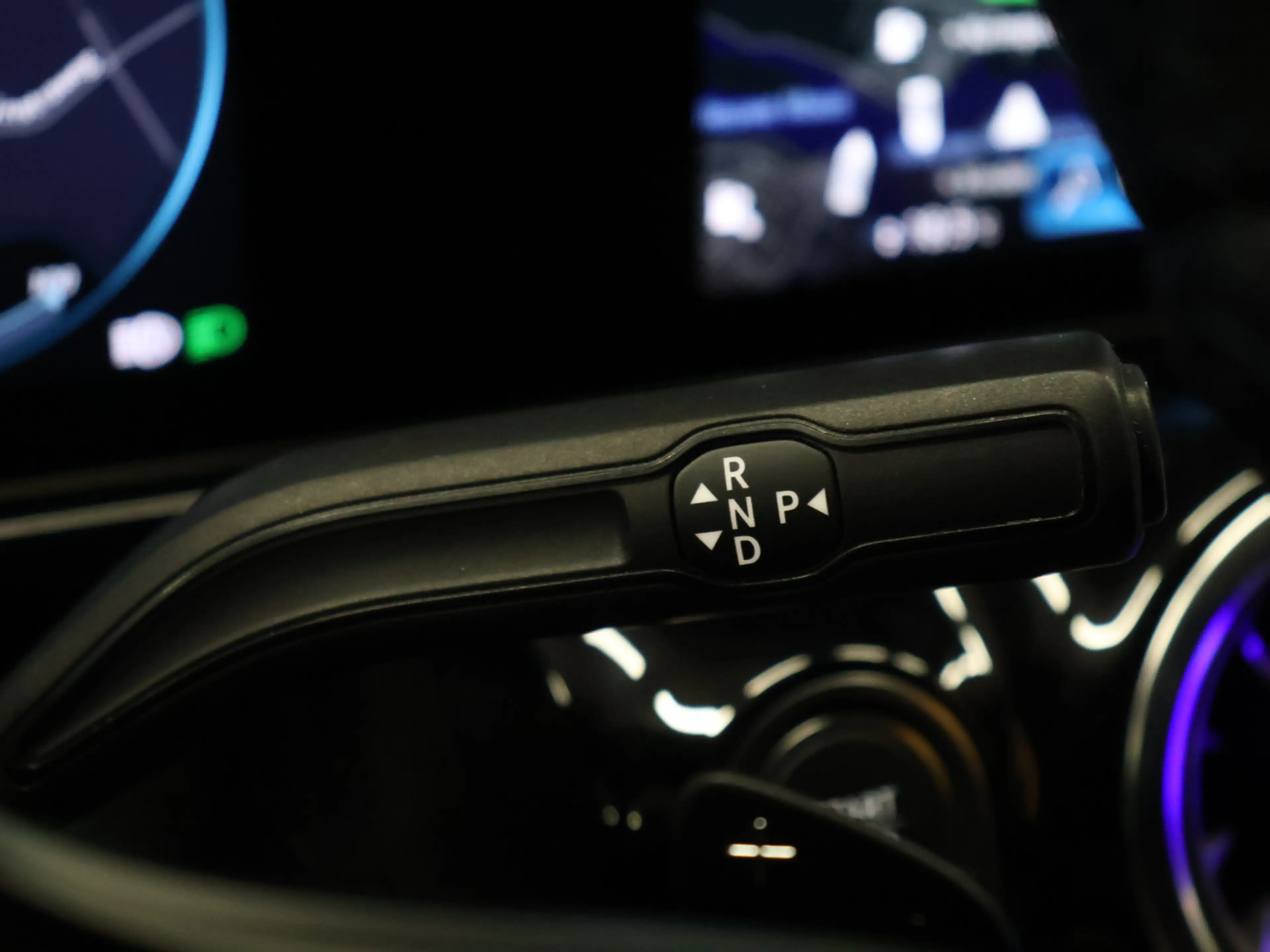 Mercedes-Benz EQA 250 Business Solution Luxury 67 kWh [ADAPTIVE CRUISE, — photo 17