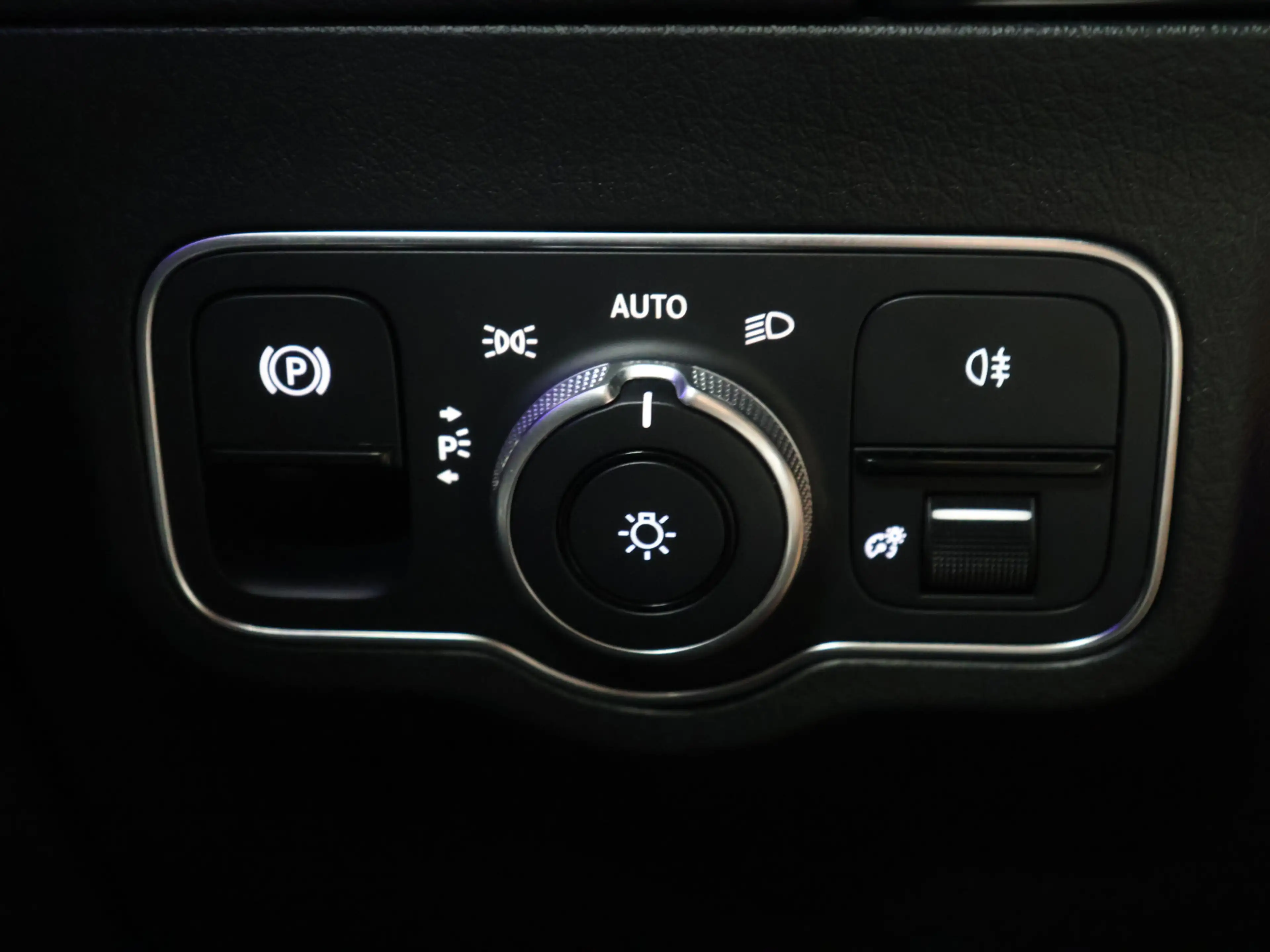 Mercedes-Benz EQA 250 Business Solution Luxury 67 kWh [ADAPTIVE CRUISE, — photo 13