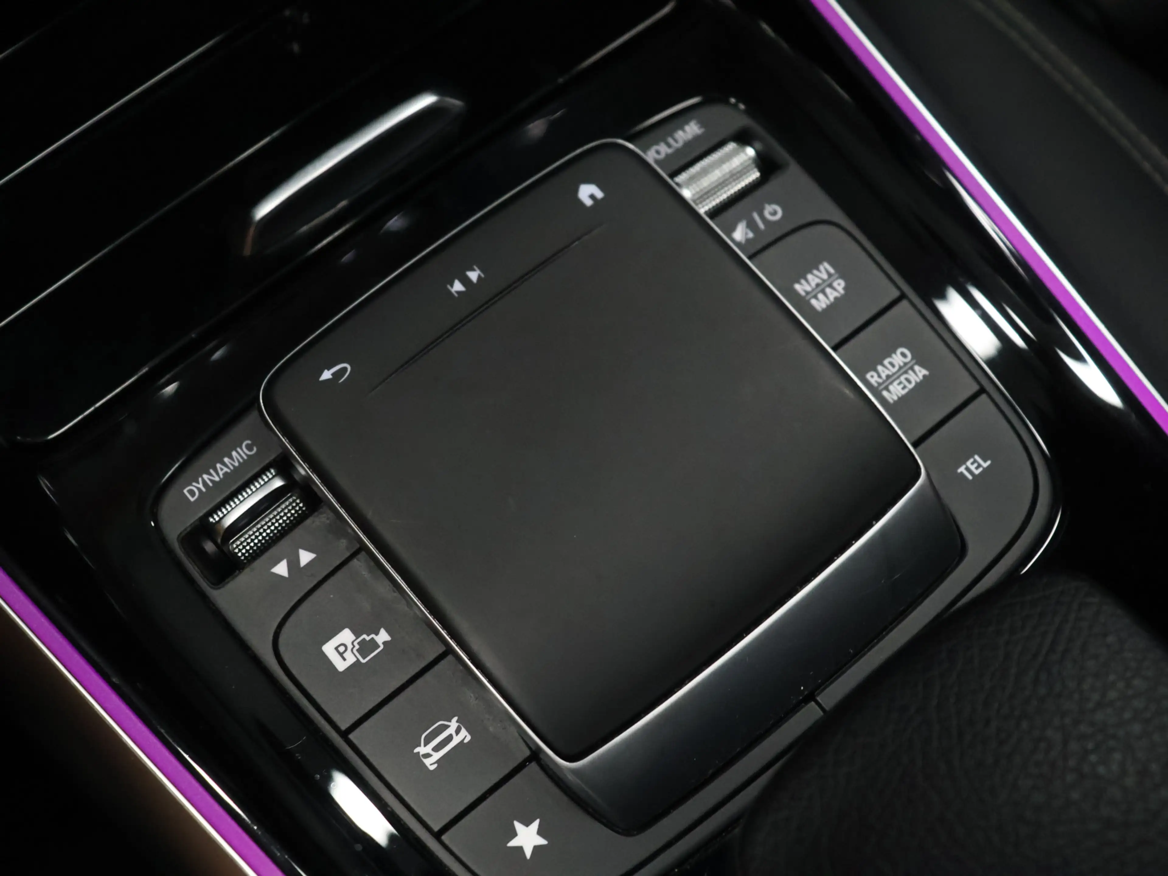 Mercedes-Benz EQA 250 Business Solution Luxury 67 kWh [ADAPTIVE CRUISE, — photo 21