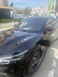 99 kWh RWD Premium Extended Range