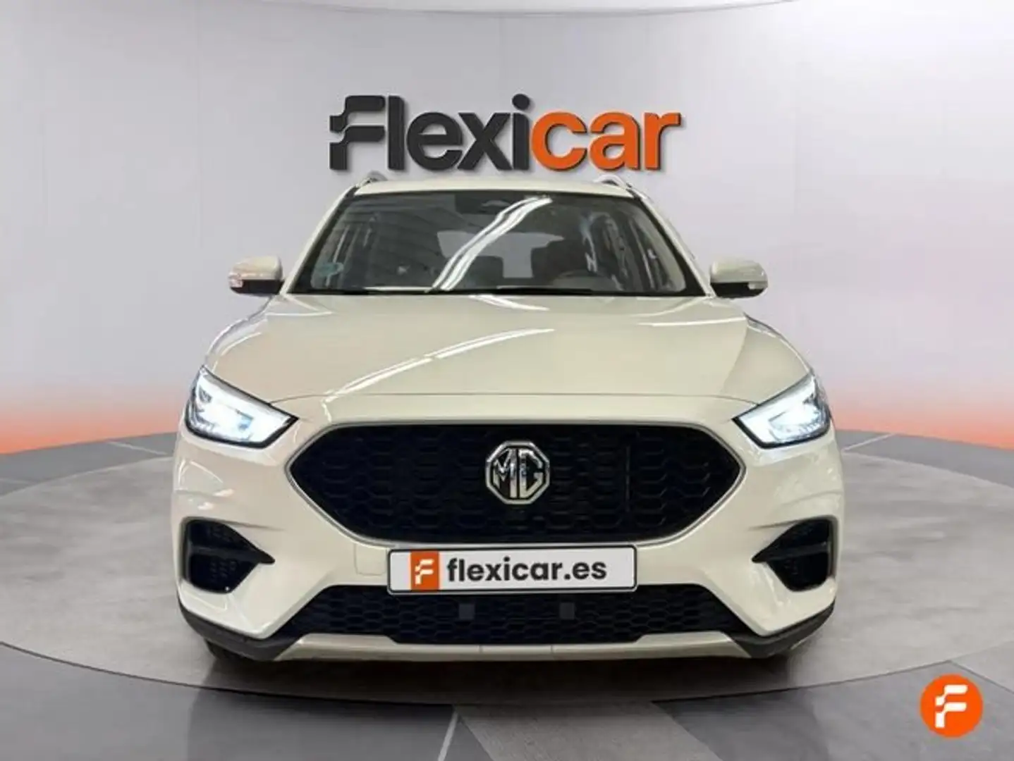 MG ZS 1.5 Comfort Blanco - 2