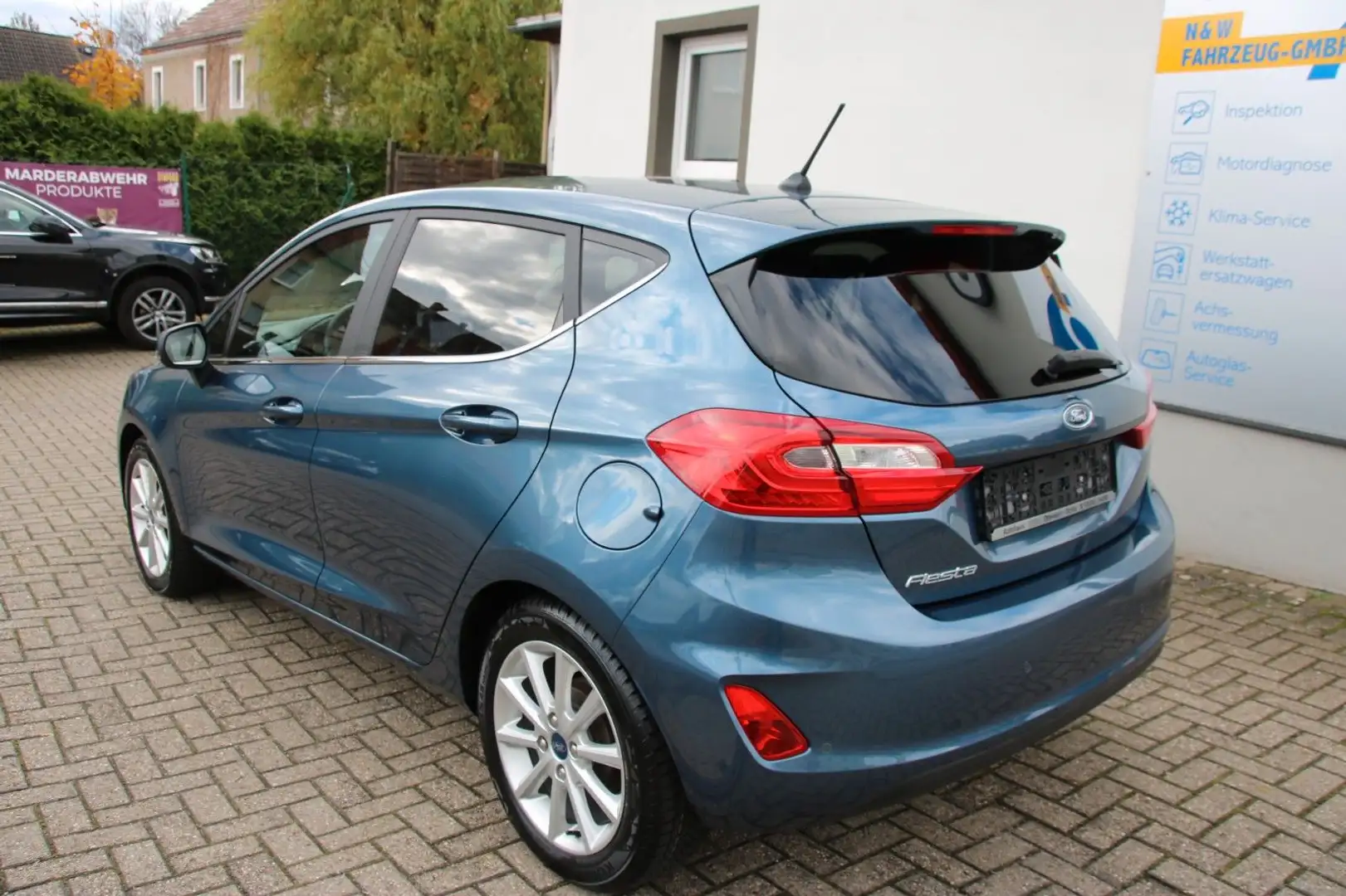 Ford Fiesta Titanium Braun - 2