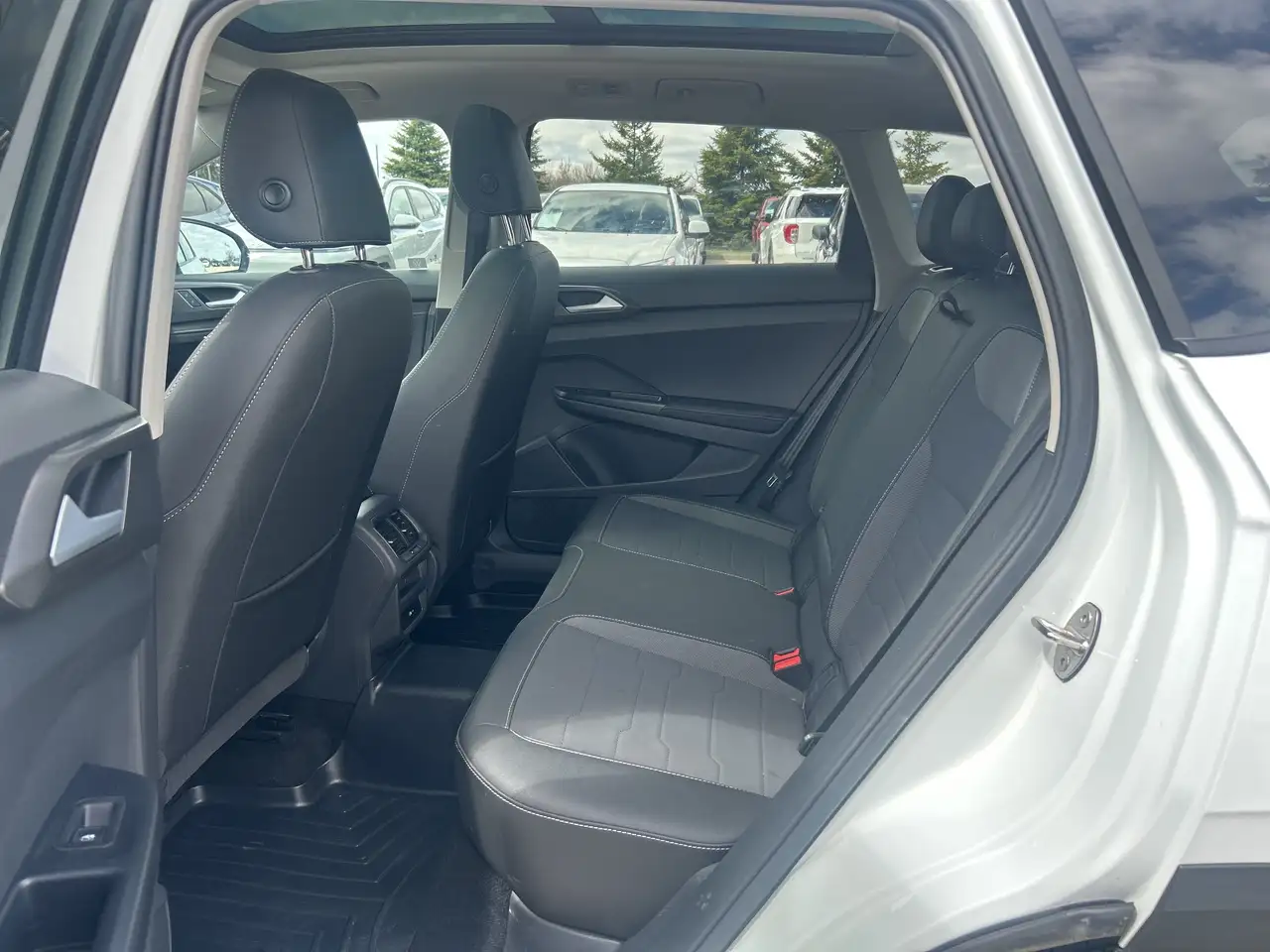 Volkswagen Taos снимка Volkswagen Taos