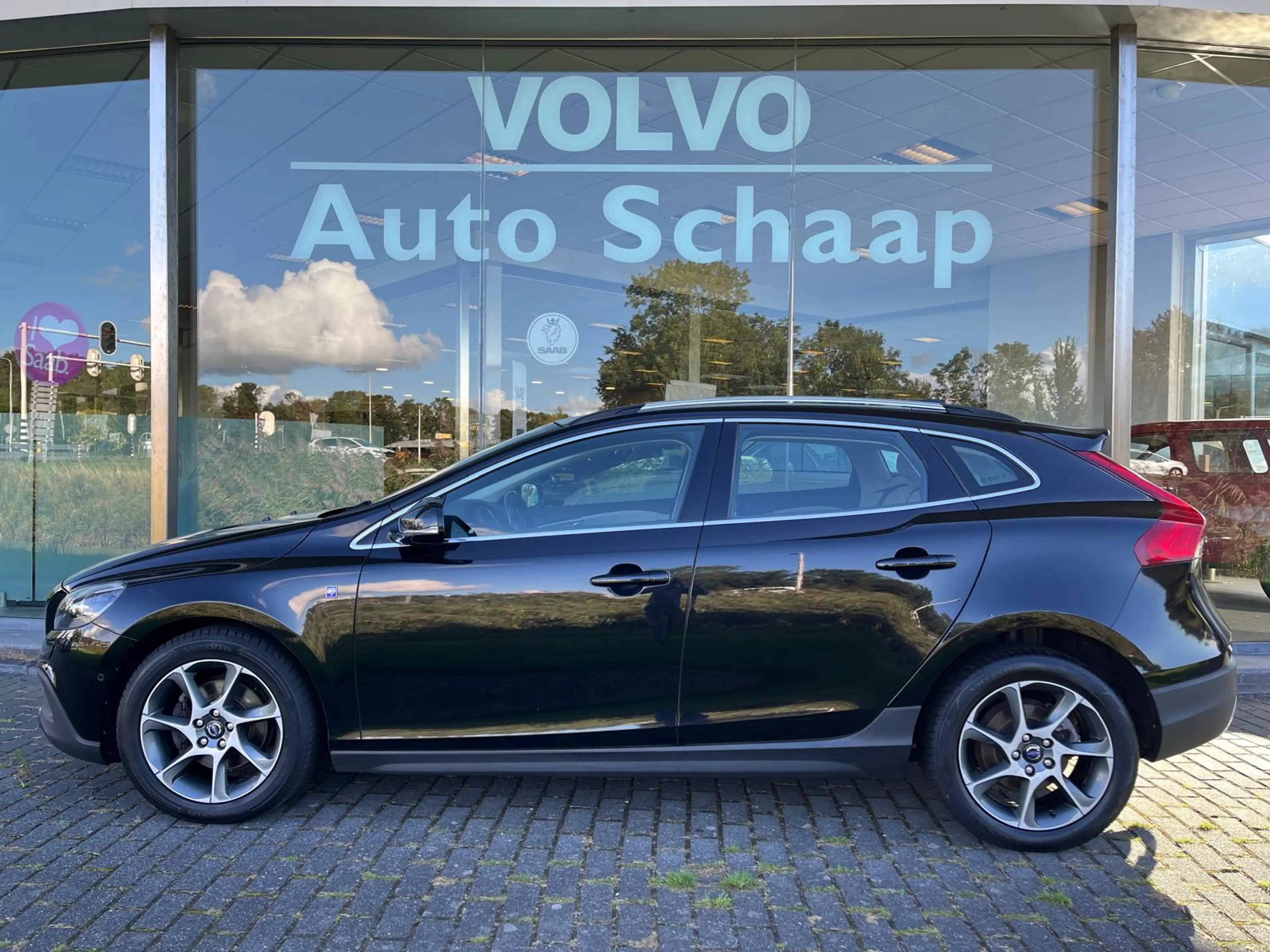 Volvo V40 Cross Country 1.6 T4 Ocean Race Automaat | Rijklaar incl garanti — photo 2