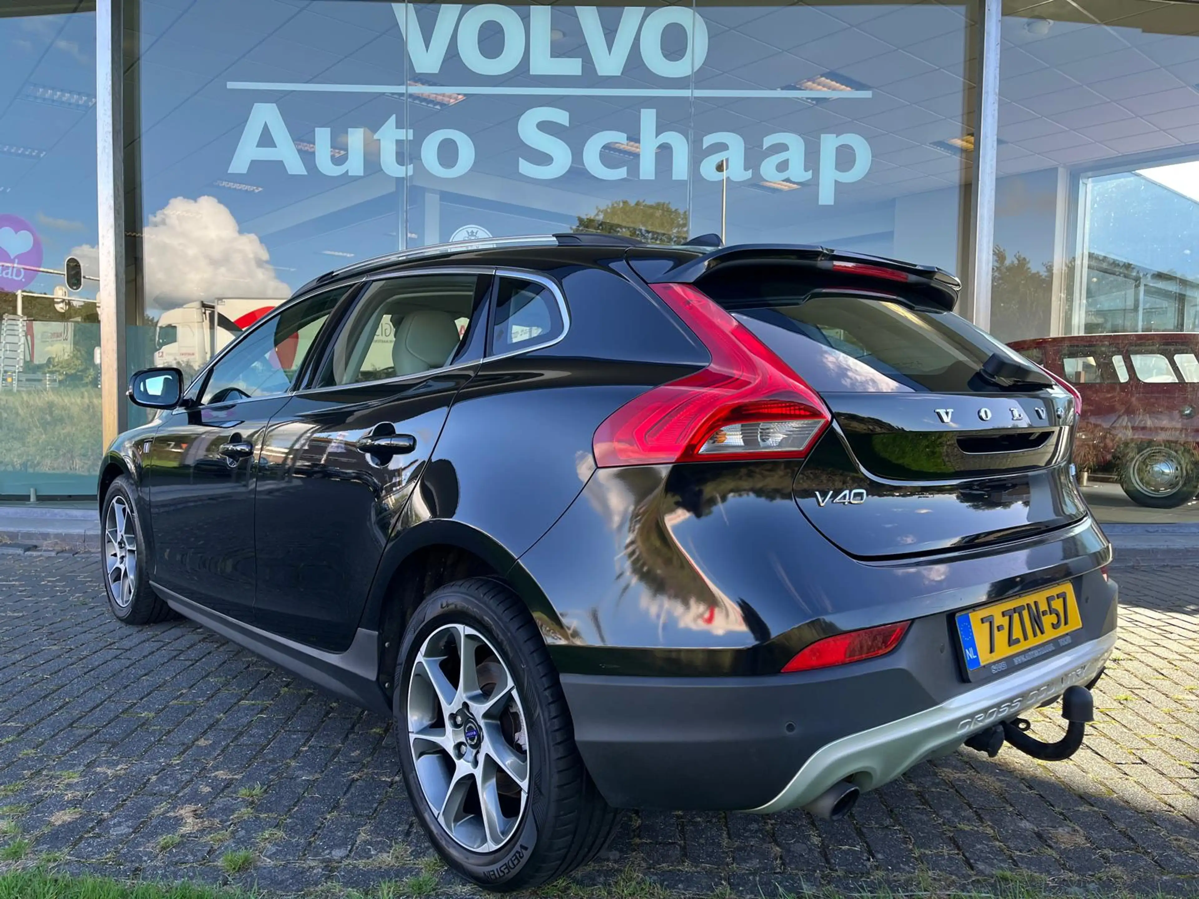 Volvo V40 Cross Country 1.6 T4 Ocean Race Automaat | Rijklaar incl garanti — photo 3