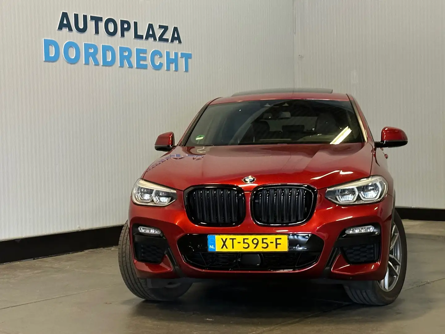 BMW X4 XDrive20d High Executive Rood - 2