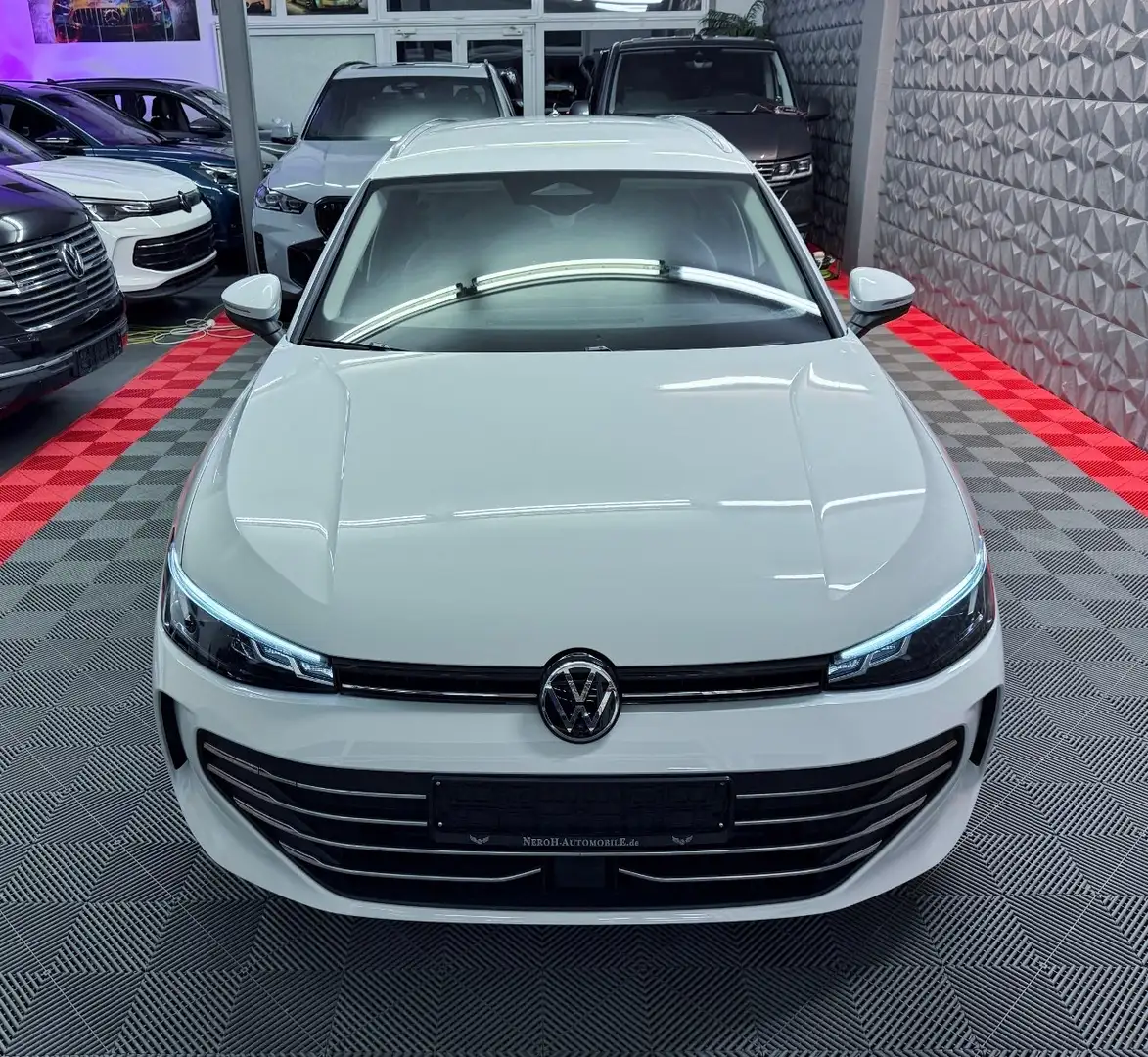Volkswagen Passat Variant Passat 2.0 TDI DSG Variant Business, LED, AHK, 360 Weiß - 2