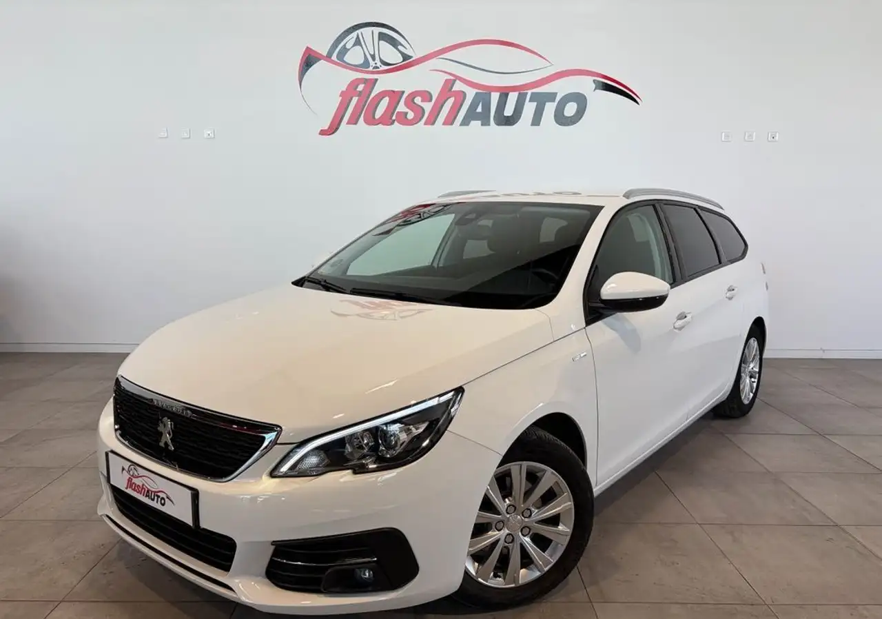 Peugeot 308 THP EAT8 130cv STYLE-BVA-2020