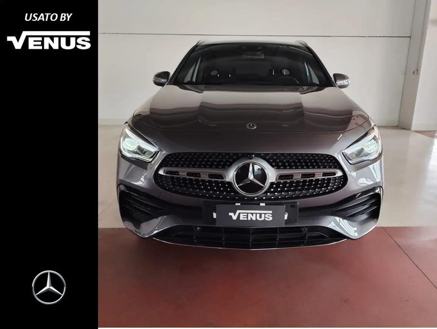 Mercedes-Benz GLA 200 GLA 200 Automatic Premium Grigio - 1