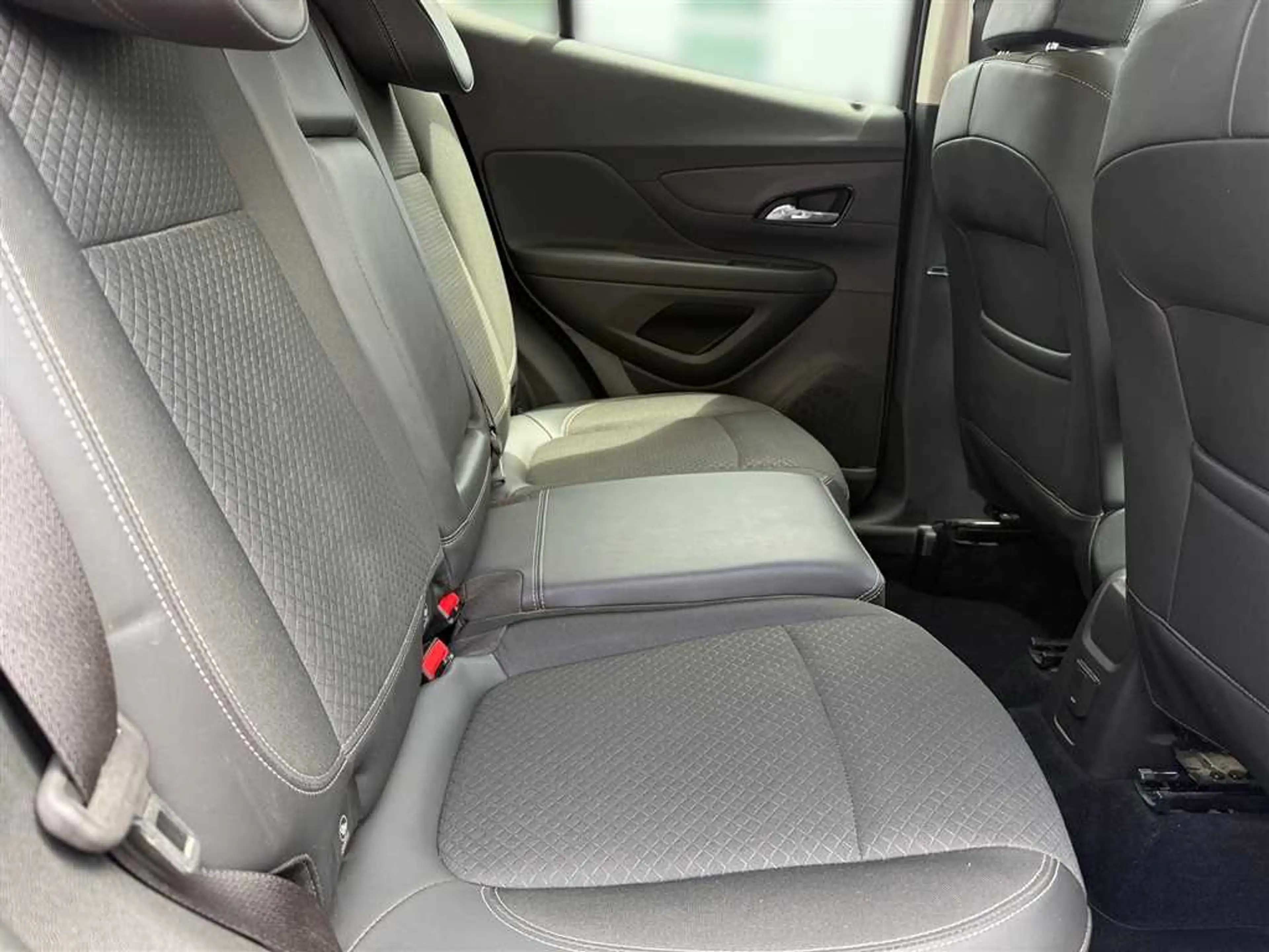 Opel Mokka X 1,4 Turbo mit Sitzheizung Rückfahrkamera Lederlenk — photo 15