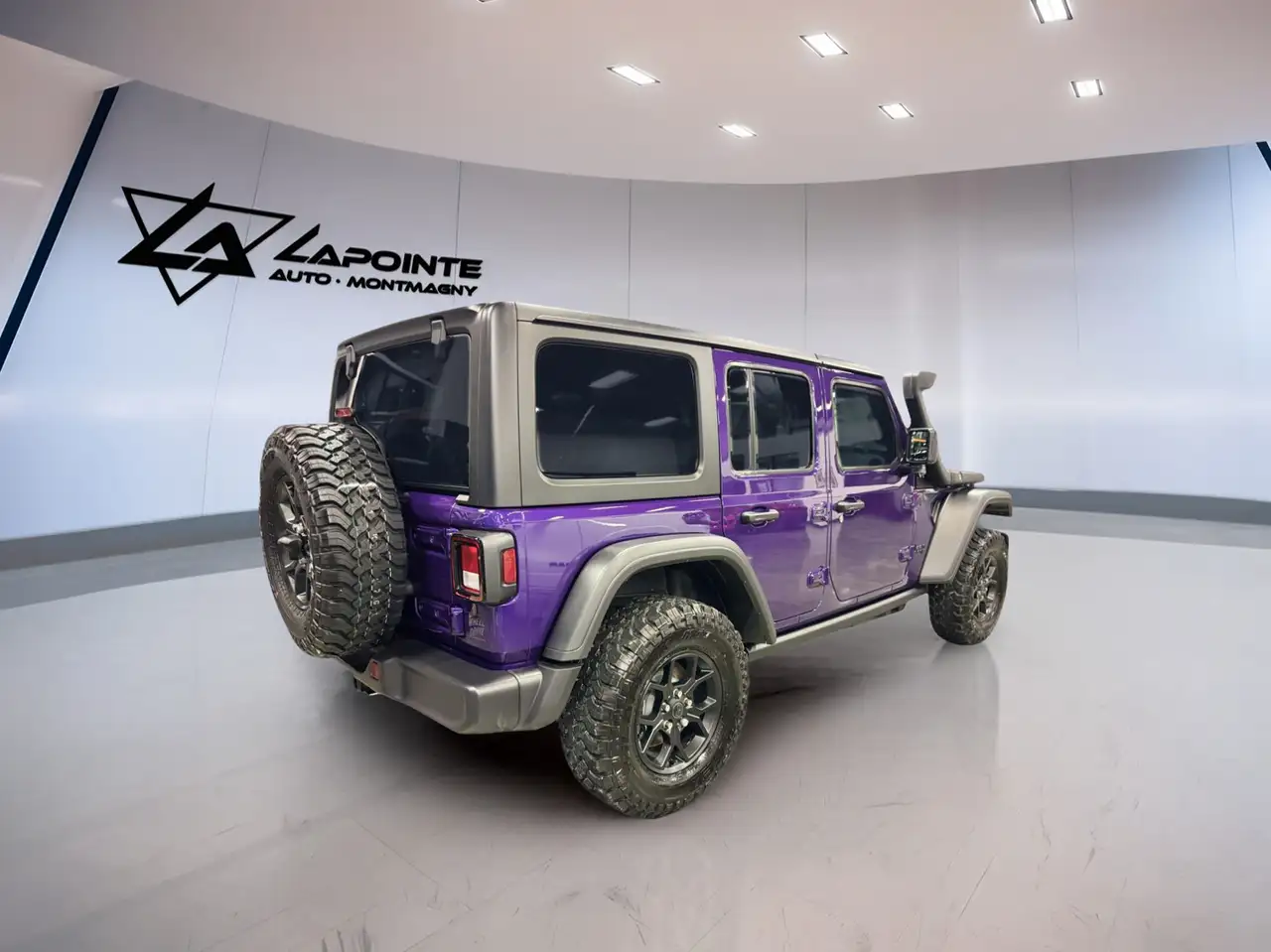 Jeep Wrangler снимка Jeep Wrangler