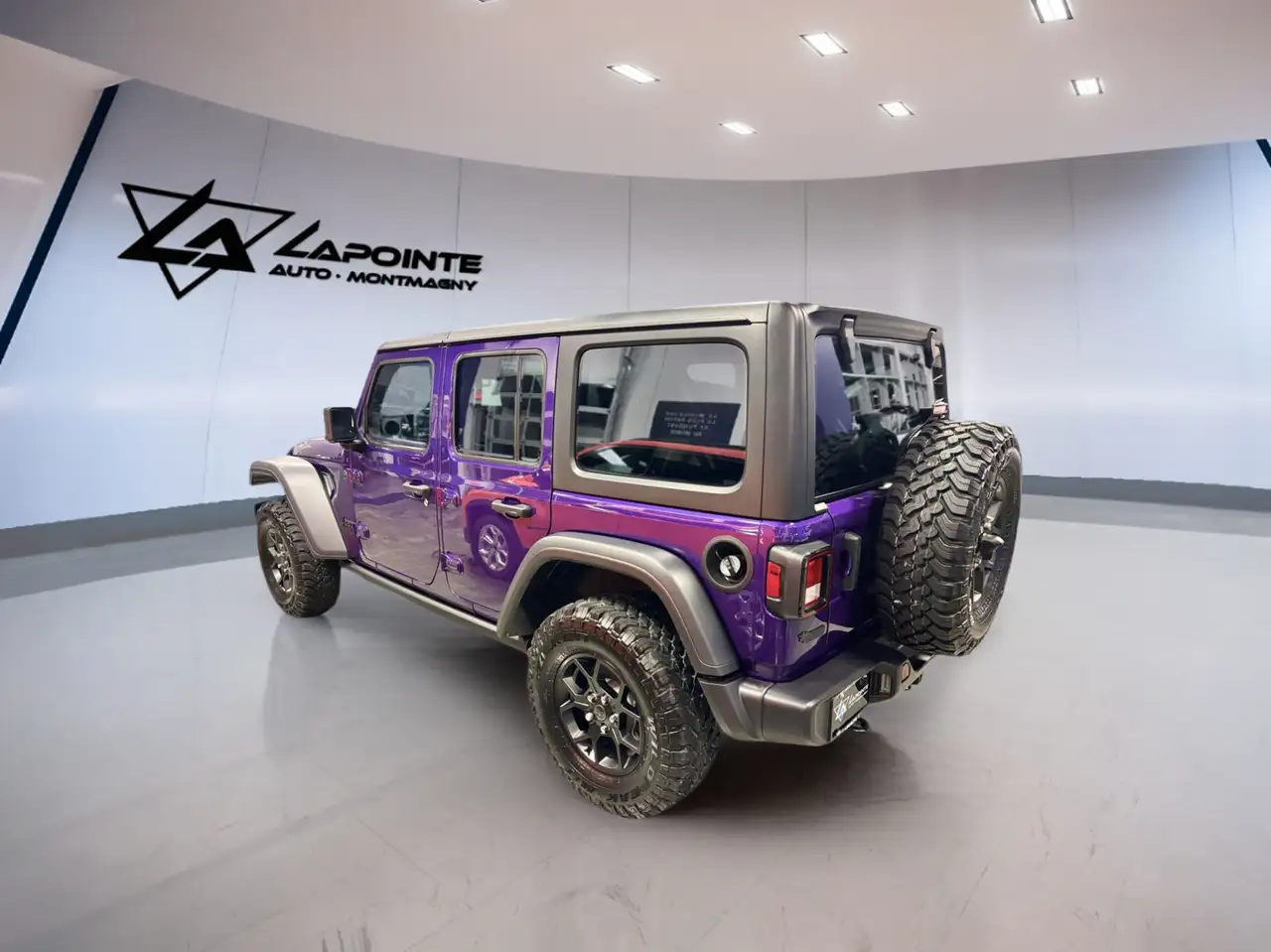 Jeep Wrangler снимка Jeep Wrangler