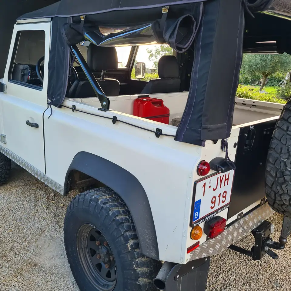 Land Rover Defender 2.5 TDi, foto 10