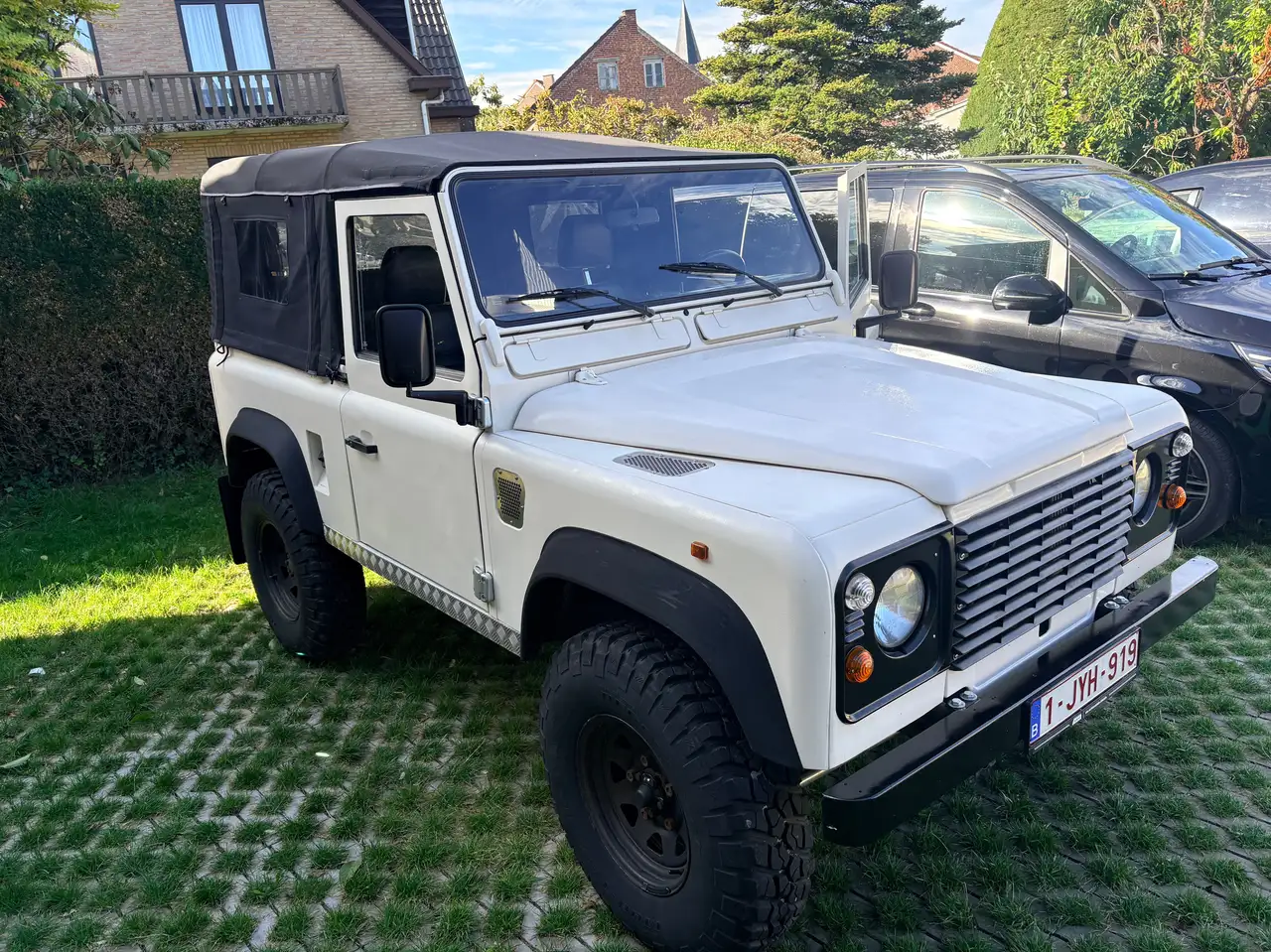 Land Rover Defender 2.5 TDi, foto 1