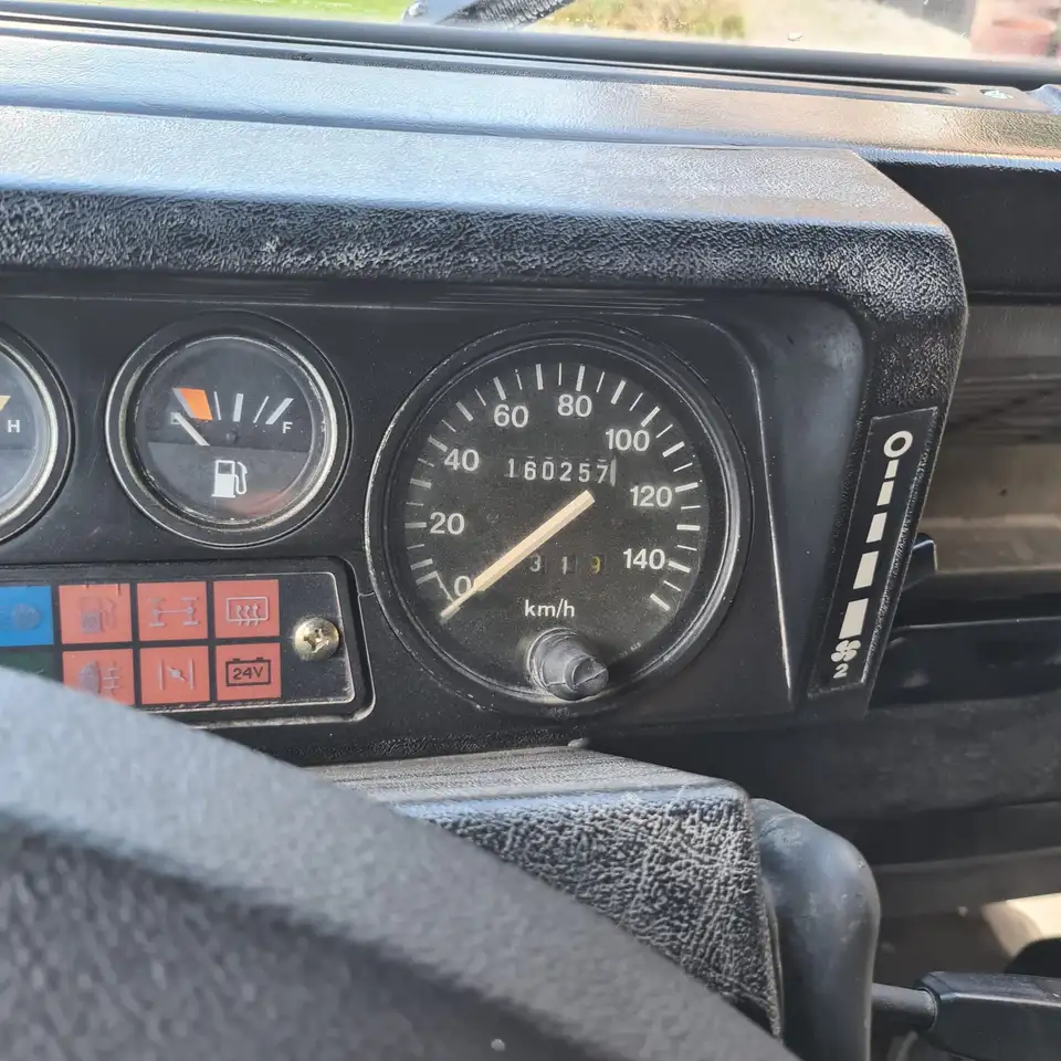 Land Rover Defender 2.5 TDi, foto 7