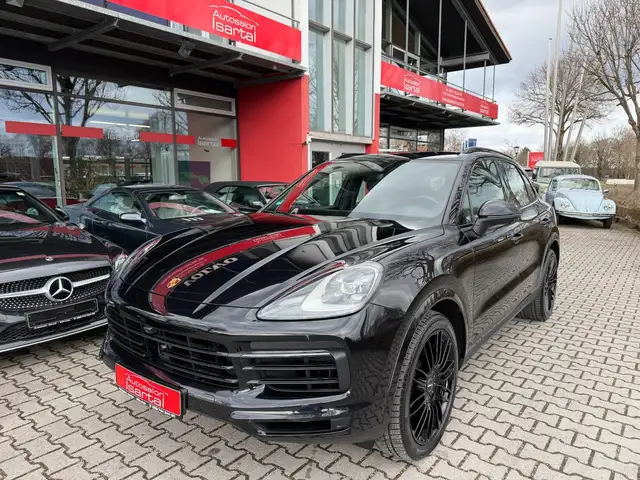 Porsche Cayenne view 2
