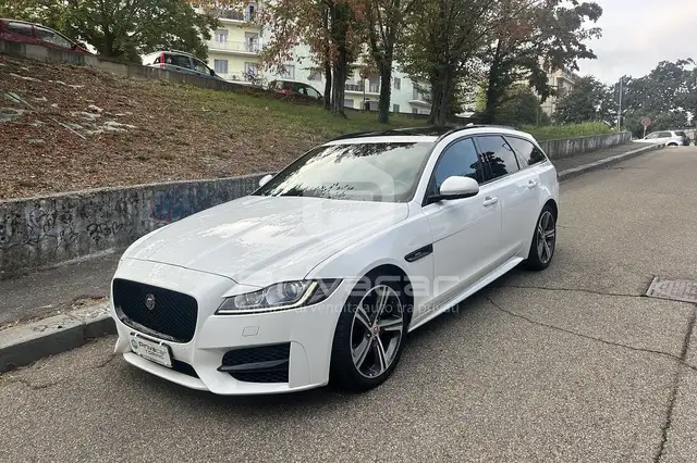 Jaguar XF XF Sportbrake 2.0 D 180 CV aut. R-Sport