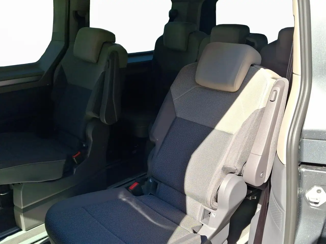 Volkswagen T7 Multivan 2026 — фото 18