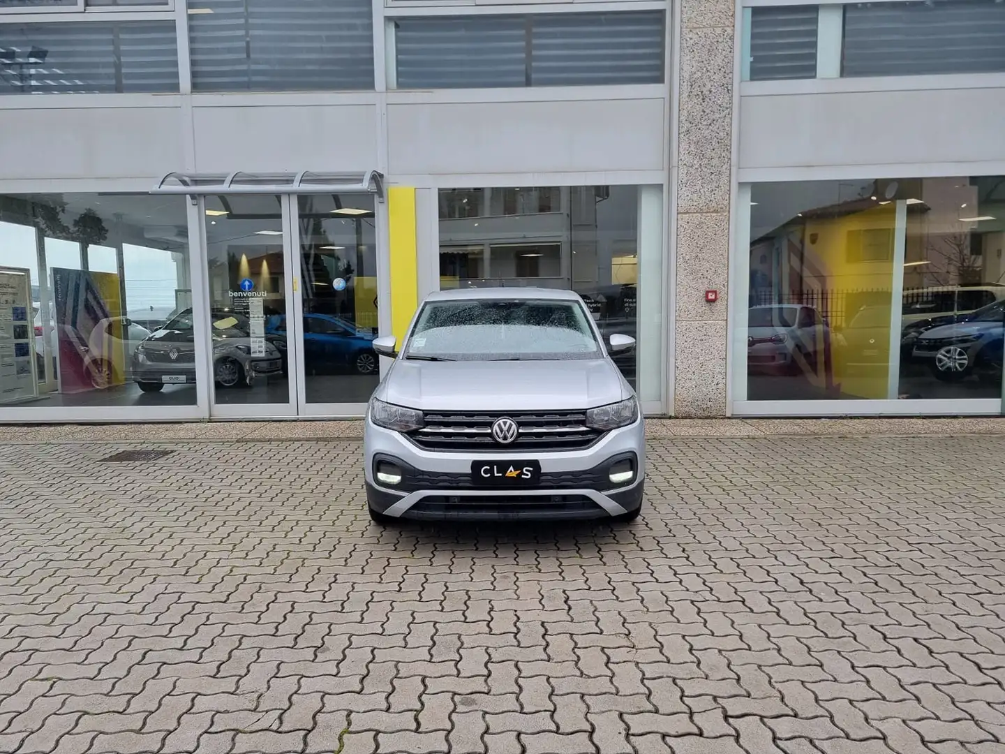 Volkswagen T-Cross 1.0 TSI 95cv Urban Grigio - 2