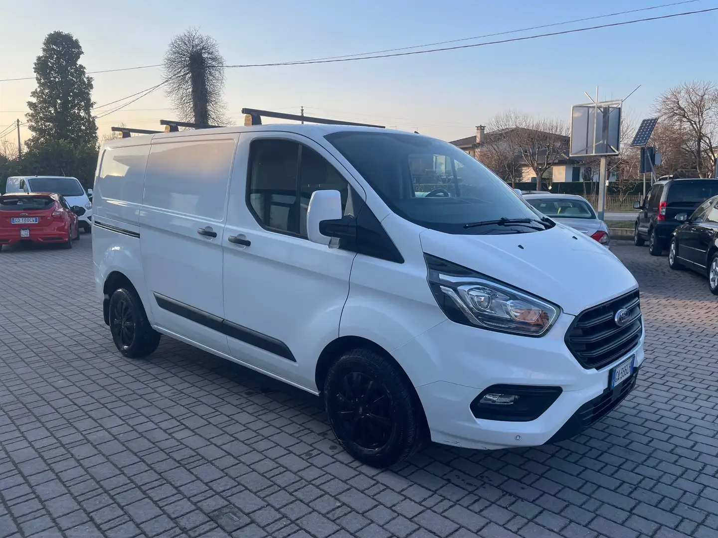 Ford Transit Custom Blanc - 1