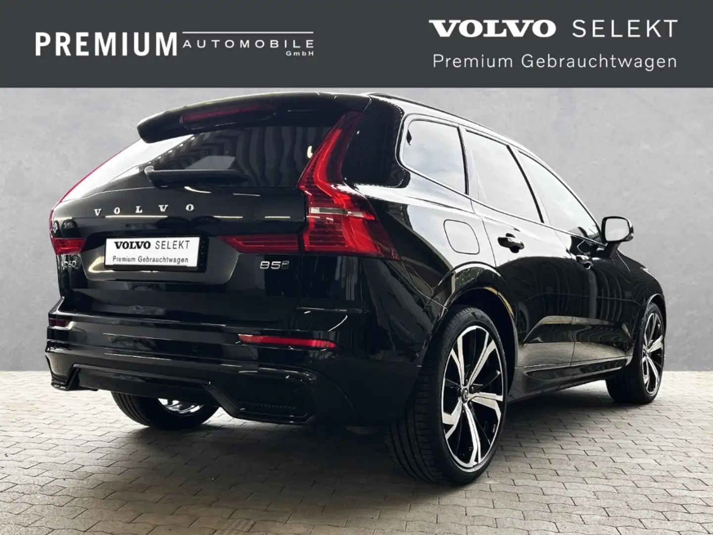 Volvo XC60 R Design AWD B5 Diesel EU6d Bowers+Wilkins Pano Schwarz - 2
