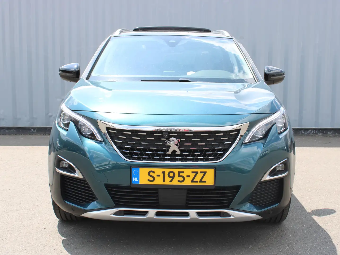 Peugeot 5008 1.2 PureTech Allure Automaat/ Schuifdak / El.stoel Blauw - 2