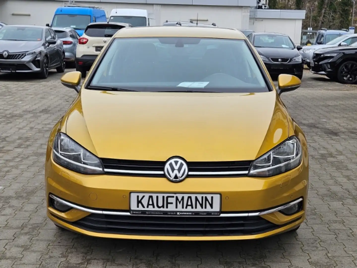 Volkswagen Golf VII Comfortline BMT Start-Stopp Jaune - 2