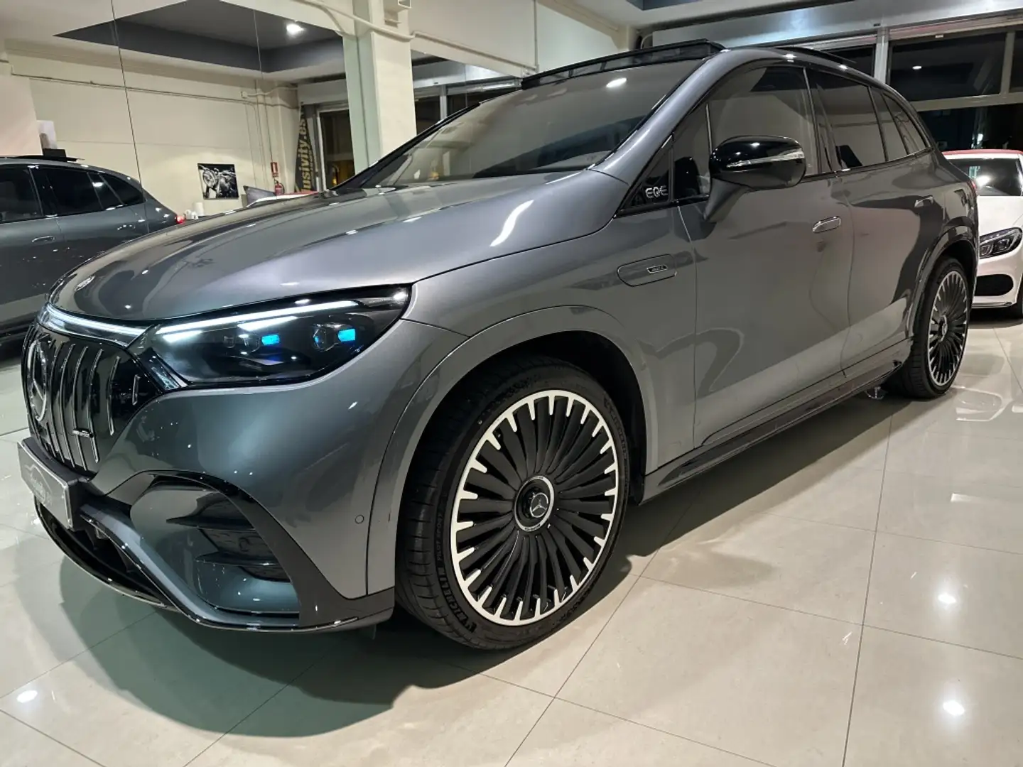 Mercedes-Benz EQE 43 AMG 4Matic Grigio - 2