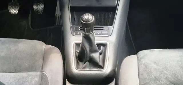 Volkswagen Tiguan view 15