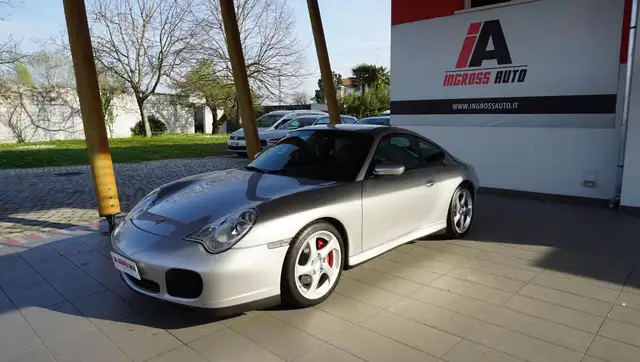 Porsche 911 Carrera 4S cat Coupé