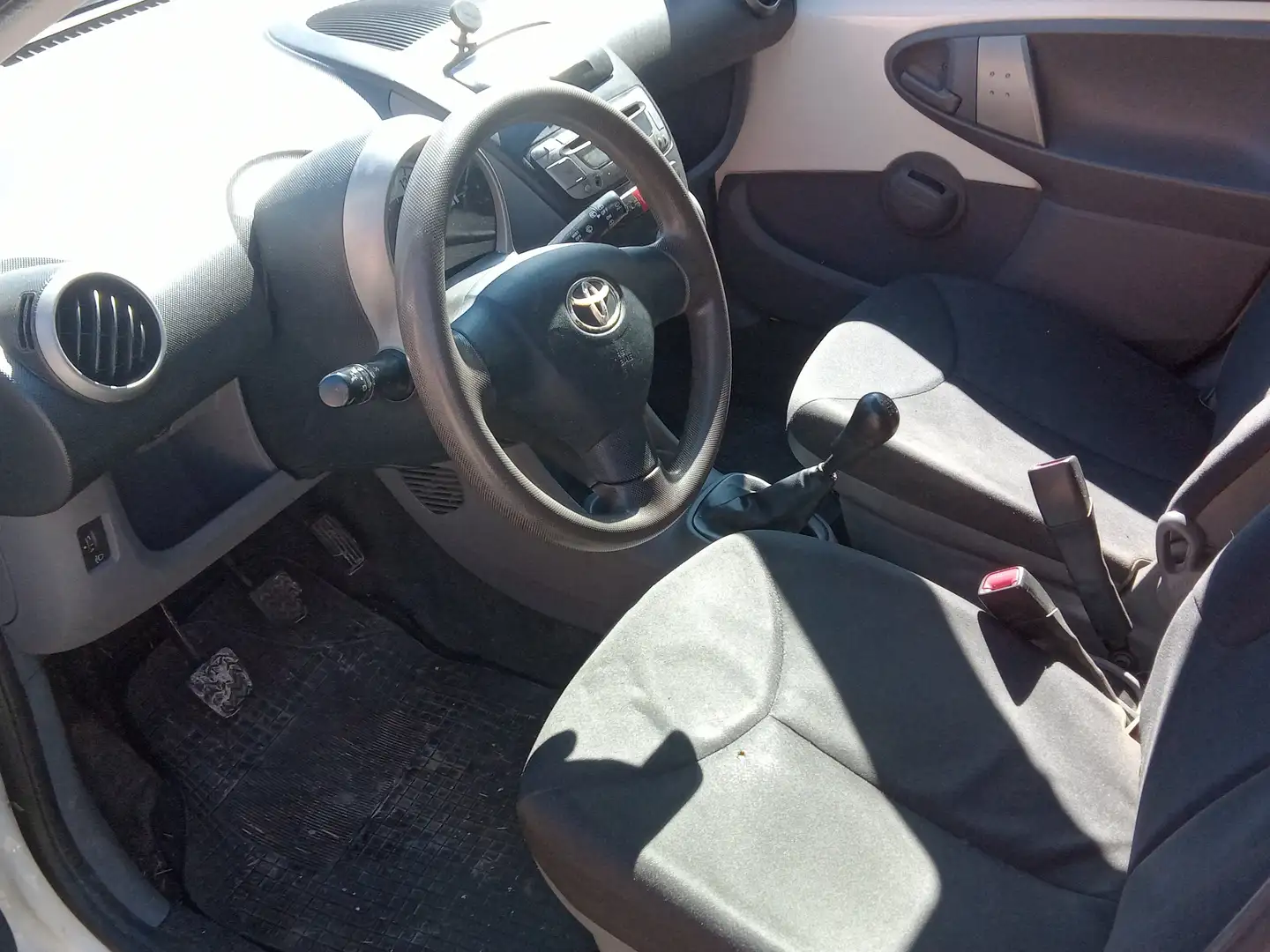 Toyota Aygo Bianco - 2