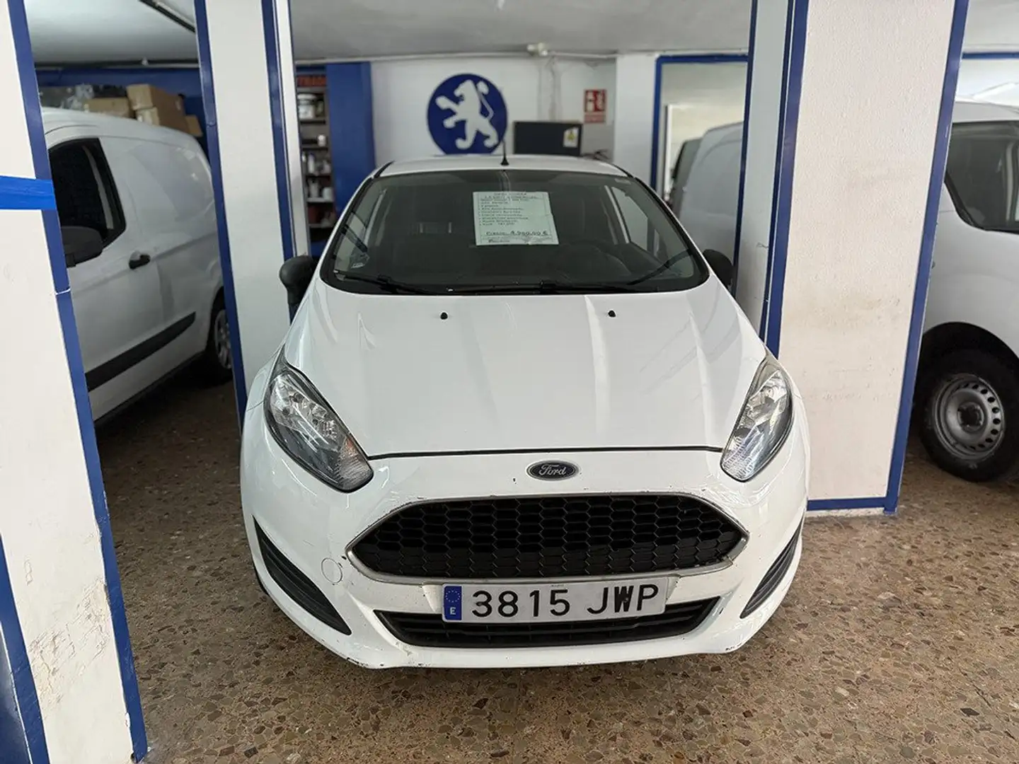 Ford Fiesta 1.5 TDCi 55kW (75CV) Weiß - 2