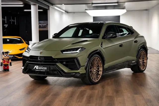 2023 Lamborghini Urus for sale