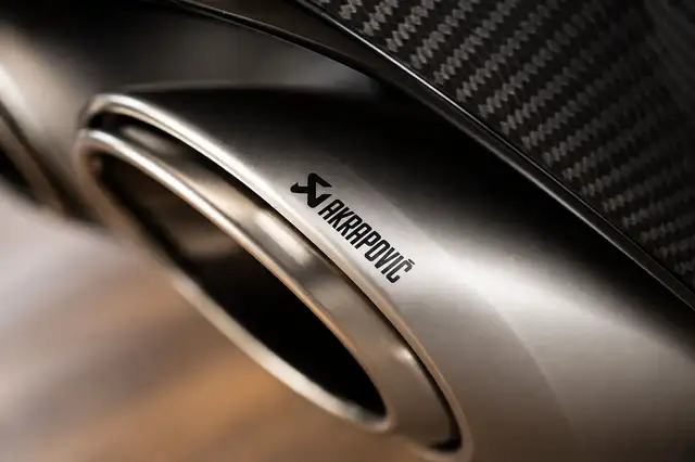 Lamborghini Urus view 11