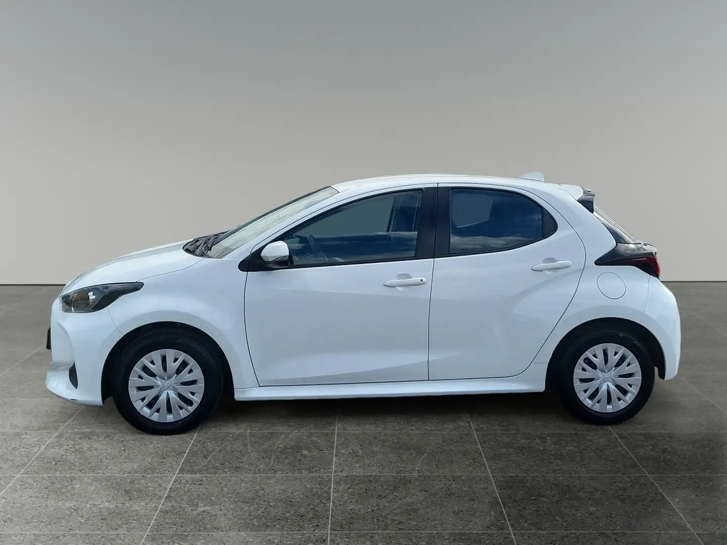 Toyota Yaris 1,5 l Hybrid, 5-türig, Active Weiß - 2