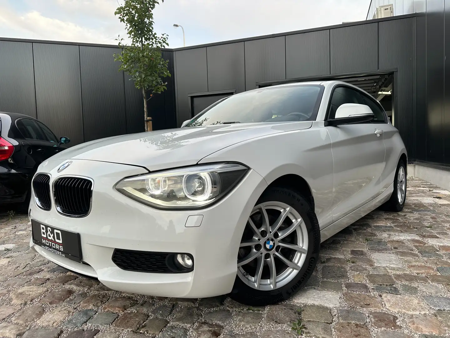 BMW 116 116i,SPORTHATCH/ XENON+LED/PDC/Alu/LEZ ok/GARANTIE Wit - 1