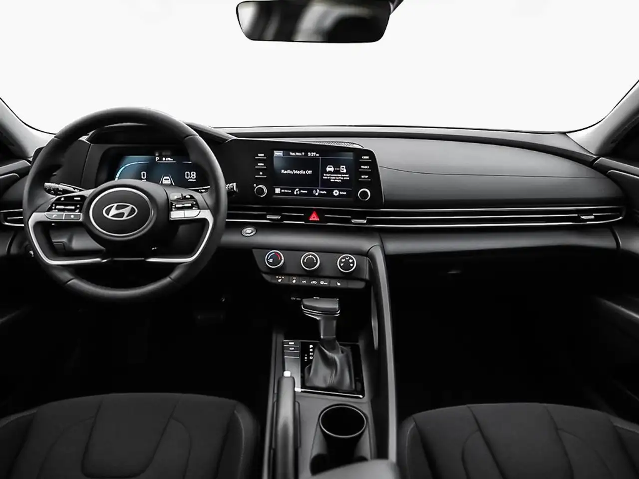 Hyundai ELANTRA fotografie Hyundai ELANTRA