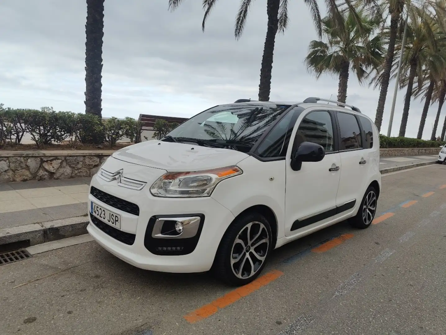 Citroen C3 Picasso 1.6BlueHDi Live Edition 100 Blanco - 1