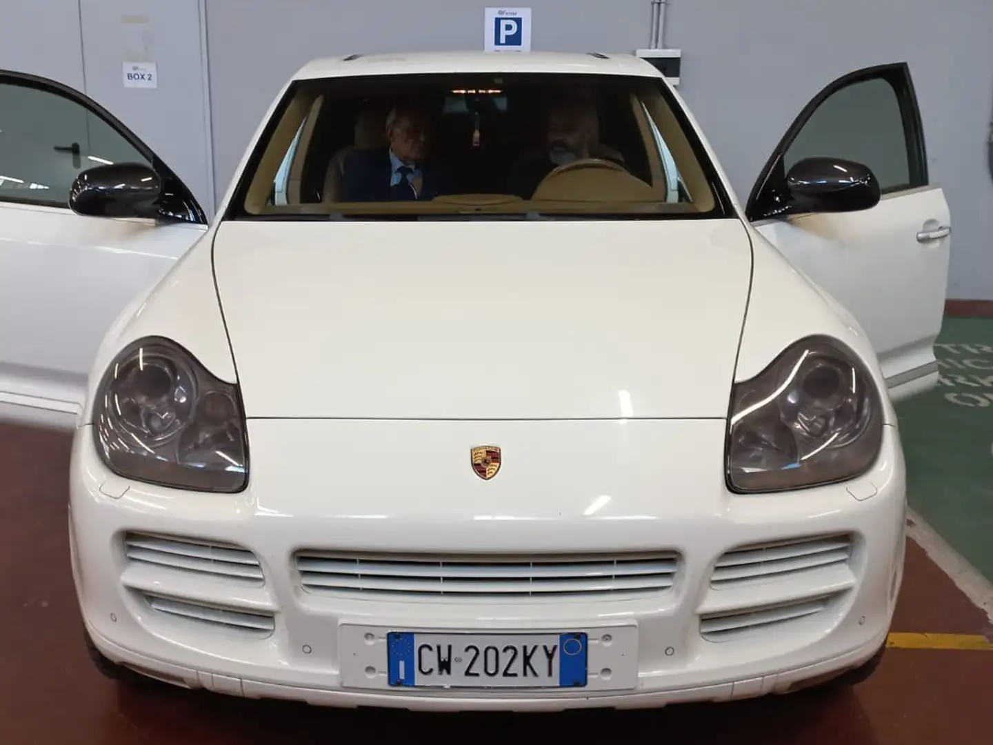 Porsche Cayenne 3,2 S Білий - 1