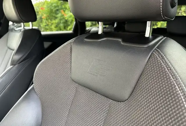 Audi A4 view 15