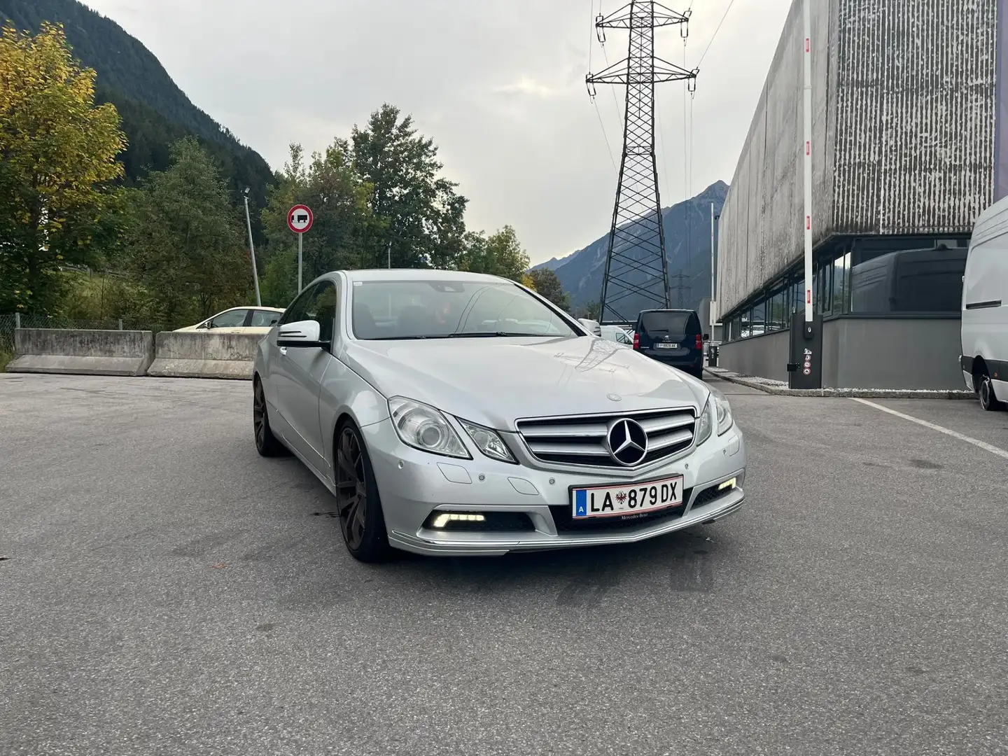 Mercedes-Benz E 250 W207 CDI Silber - 2