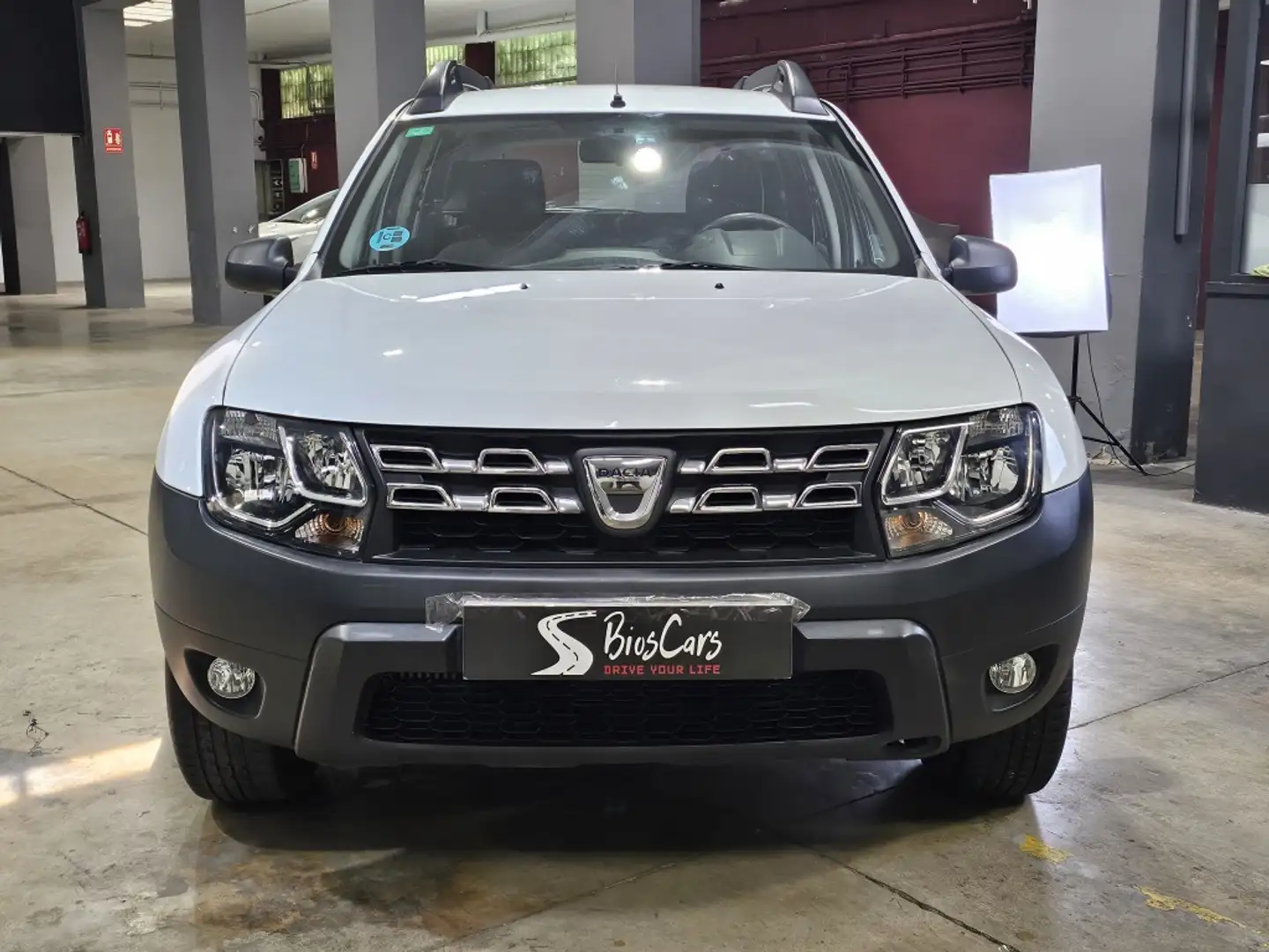 Dacia Duster 1.2 TCE Ambiance 4x2 125 Blanc - 2