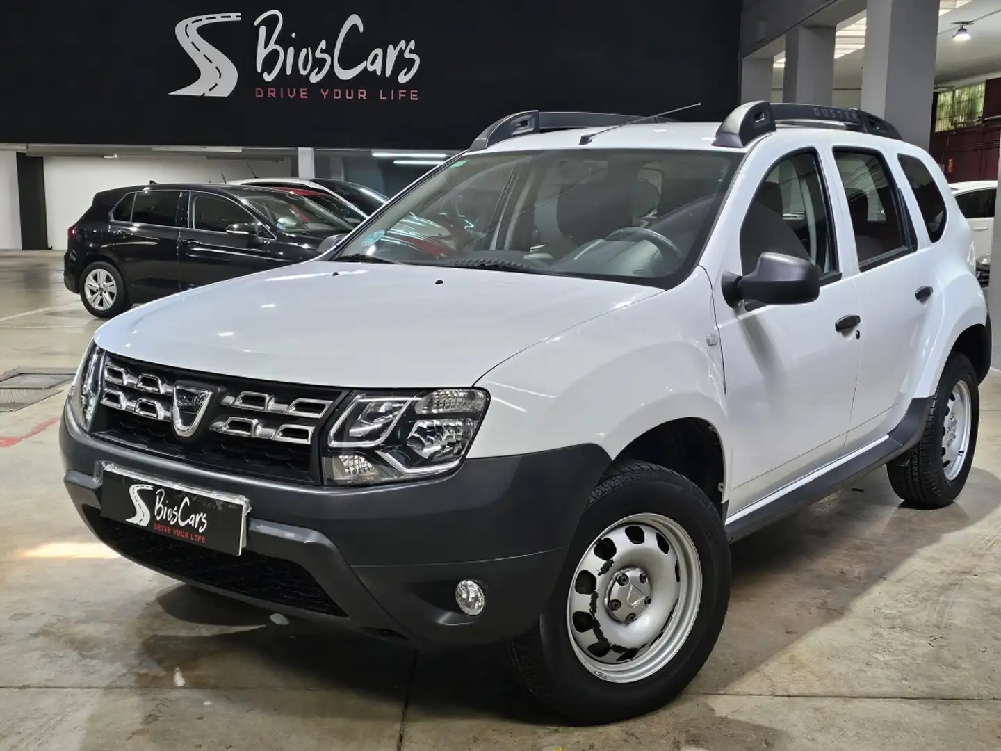 Dacia Duster 1.2 TCE Ambiance 4x2 125 Blanc - 1