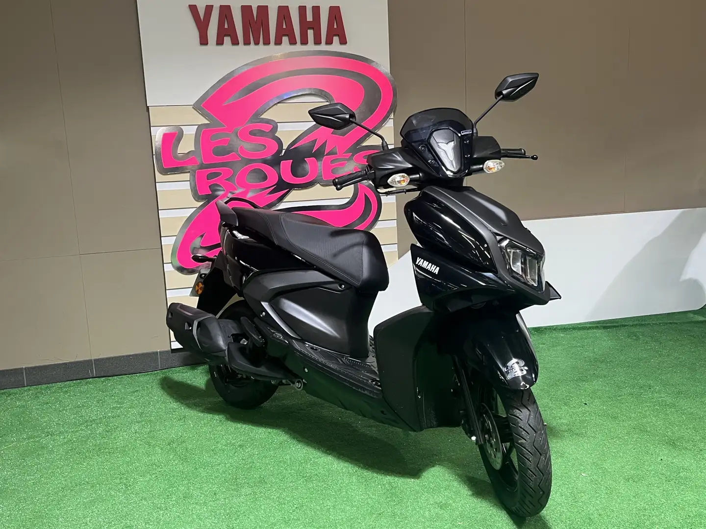 Yamaha RayZR Negro - 2