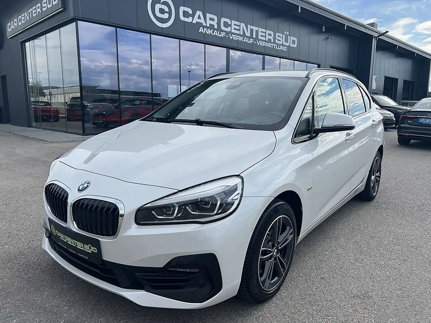 BMW 218 d Sport Line Weiß - 1