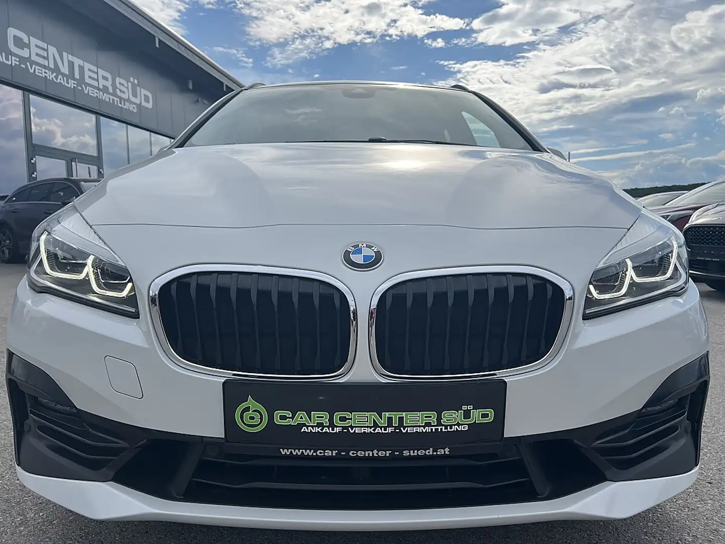 BMW 218 d Sport Line Weiß - 2