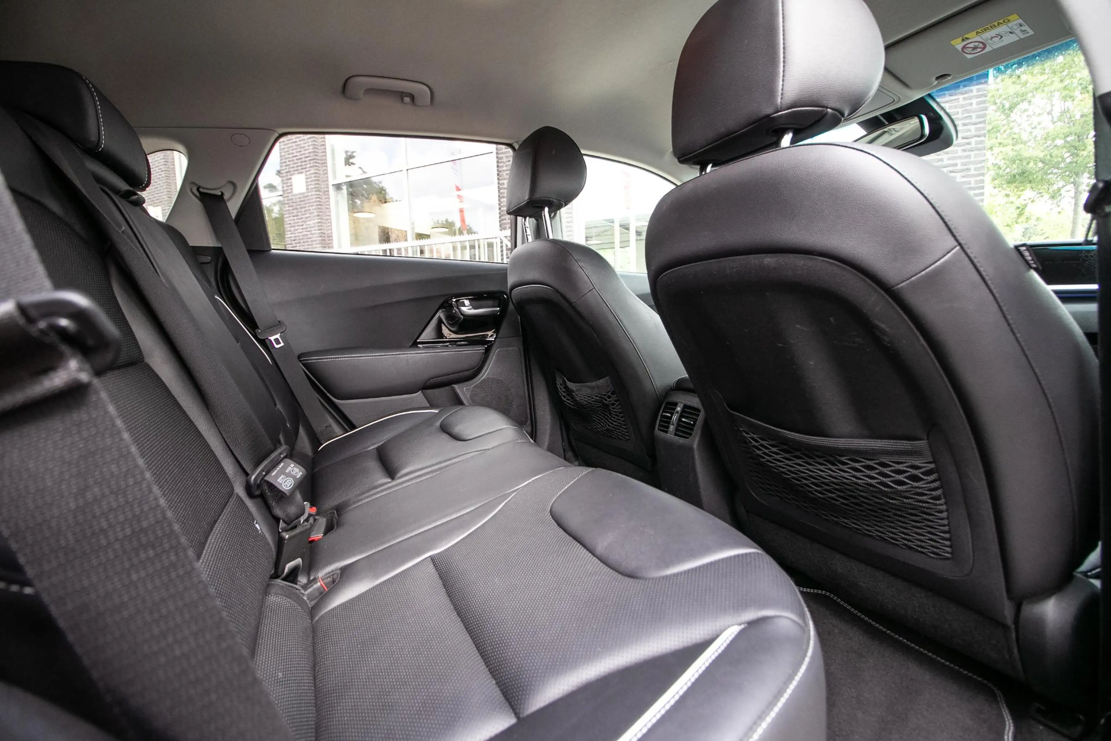 Kia e-Niro ExecutiveLine 64 kWh - 3 Fase | Leer | JBL Audio — photo 6