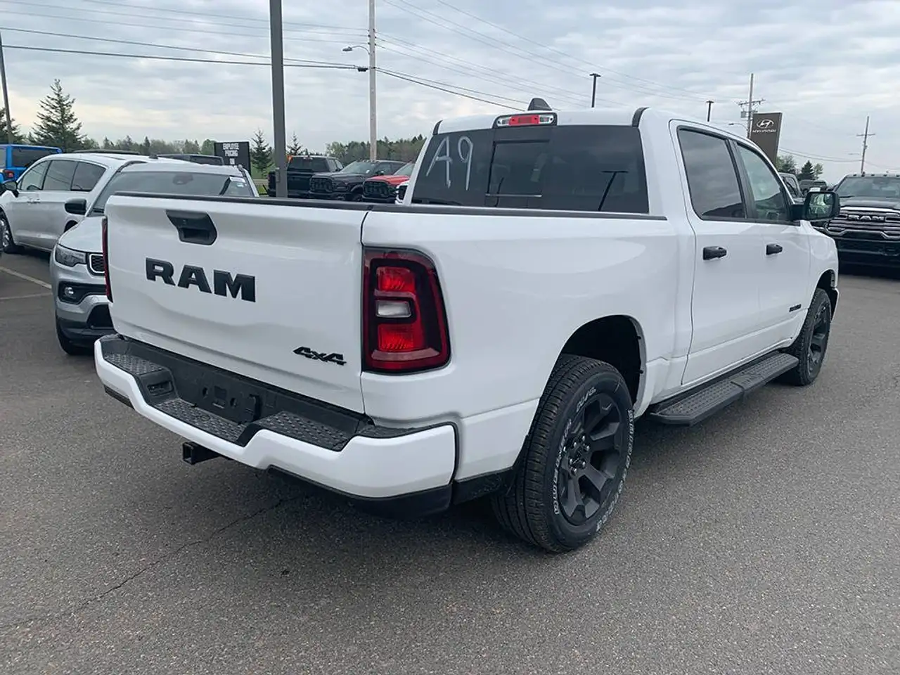 RAM 1500 снимка RAM 1500