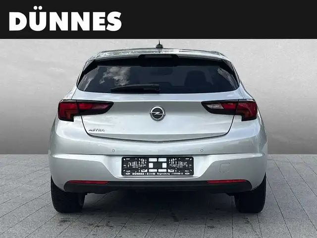 Opel Astra view 7